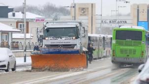 Sakarya'dan kar raporu... 24 grup yolu ulaşıma açıldı