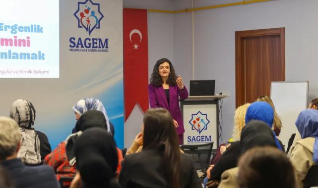 Konya Selçuklu'da SAGEM'den 'ergenlik' semineri