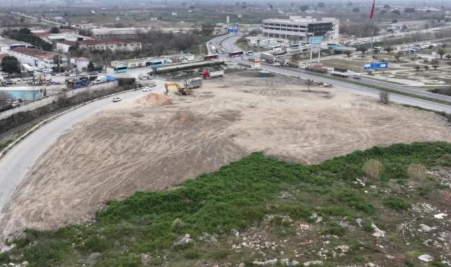 Manisa'da bin kamyonluk hafriyat kaldırıldı