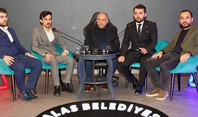Mustafa Yalçın gençlerle E-spor'da buluştu