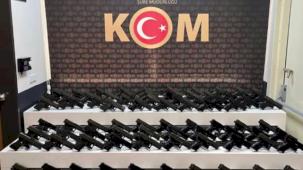 Afyonkarahisar'da binlerce silah ele geçirildi