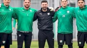 Baba oğul Timsahlar