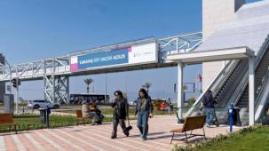 İzmir'de 'Karataş Yaya Üst Geçidi' hizmete açıldı