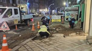 Kocaeli Büyükşehir gece de durmadan çalışıyor