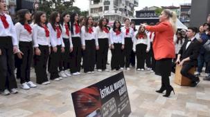 Manisa'da 12 Mart'a özel dinleti