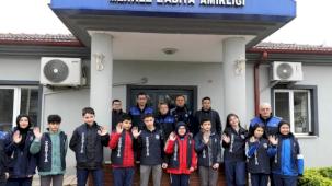 Sakarya’da çocuk zabıtalar sahaya indi!