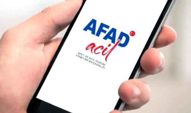 AFAD'dan İstanbul depremi sonrası önemli uyarı: Hasarlı yapılara girmeyin!