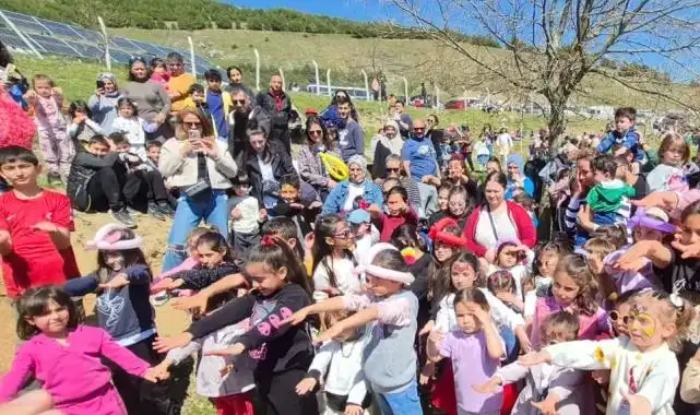 Bursa Gemlik'te uçurtma şenliği coşkuyla gerçekleşti