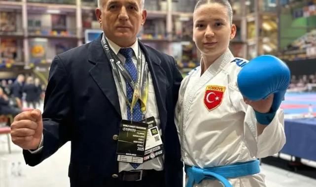 Bursalı karateci Nisanur Çakır'dan gümüş madalya