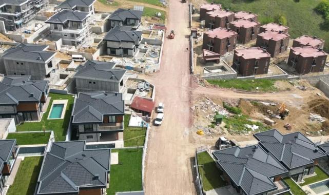 İzmit Belediyesi'nden yol iyileştirme çalışması