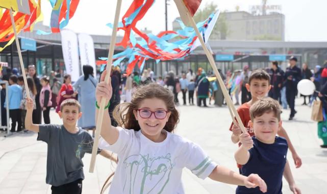 Kocaeli'de Milli İrade Meydanı her gün dolup taştı