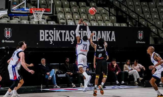 Konya Büyükşehir Belediyespor Play-Off Çeyrek Final Serisinde ilk maçı kazandı