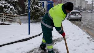 Ankara Keçiören’de kar yağışına hızlı müdahale