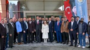 Başkan Zeyrek, Manisa Ağrılılar Derneği üyeleri ile bir araya geldi