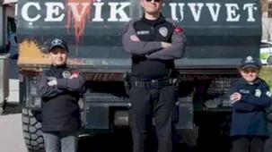 Çocuk polislerle 23 Nisan'a özel klip