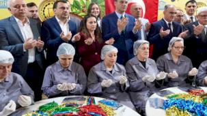 Manisa'da saçılacak 8 ton mesir macunun duası yapıldı