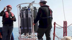 Marmara'da müsilaj incelemesi... Denizden numuneler alındı