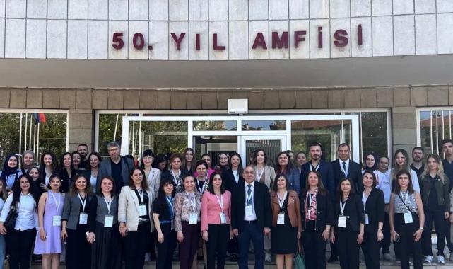 Ankara’da “Ankara Çocuk Acil Ve Çocuk Yoğun Bakım Hemşireliği Sempozyumu” gerçekleştirildi