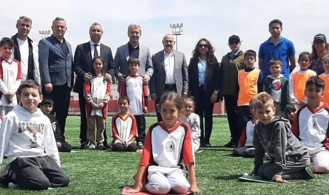 Bursa Gemlik’te 6 bin öğrenci geleneksel oyunlarla buluştu