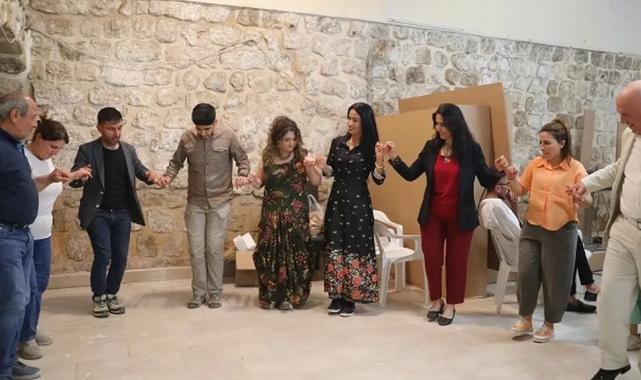 Mardin Artuklu'da “Dengbêj Gecesi”,