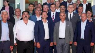 Başkan Zeyrek Köprübaşı’nda muhtarlarla buluştu