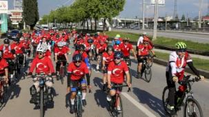 Kocaeli'de pedallar 19 Mayıs ruhu ile çevrildi