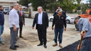 Mardin'de Başkan Şahin'den asfalt çalışmalarına yakın mercek