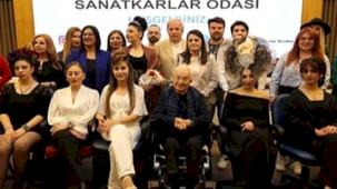 Şahsenem'den kuaförlere ve güzellik sektörüne tam destek