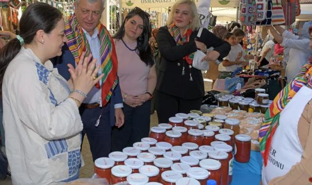 Bursa Osmangazi'de üretici kadınlar Sümbüllü Bahçe'de buluştu