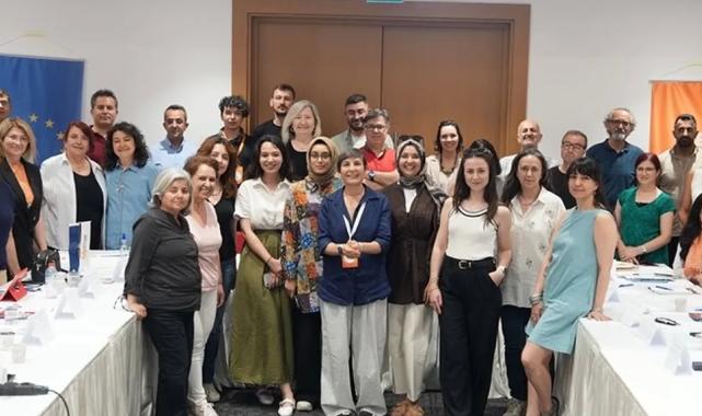 Denizli'de 40 STK'ya kapsamlı eğitim