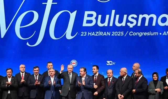 Erdoğan’dan Memur-Sen'e övgü: Milletin ve demokrasinin yanında saf tuttunuz