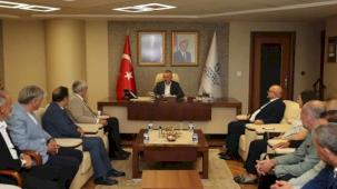 Başkan Büyükakın, Murat Aydın ve yönetimini kabul etti