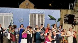 Efes Selçuk'ta sanat ve dayanışma amfi tiyatro sahnesinde buluştu