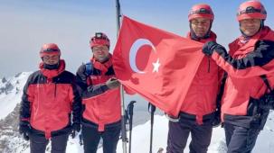 Jandarma 186. yılını Erciyes'in zirvesinde kutladı