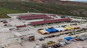 Sivas'ın yeni kurban pazarı herkesi memnun etti