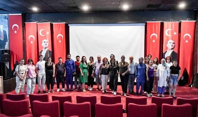 Ankara'da mahallede tiyatro var!