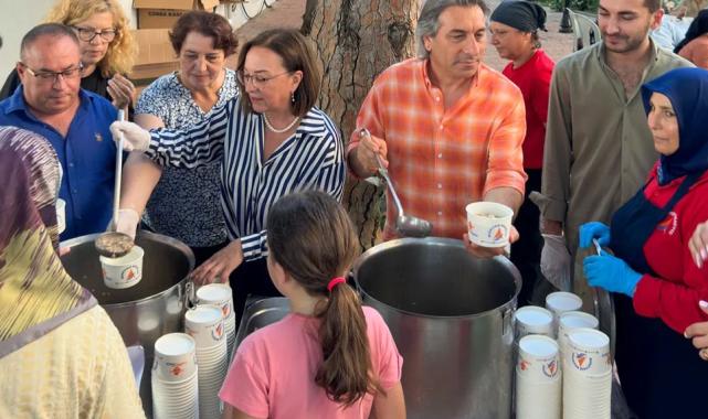 Antalya Muratpaşa'da aşurenin bereketi paylaşıldı