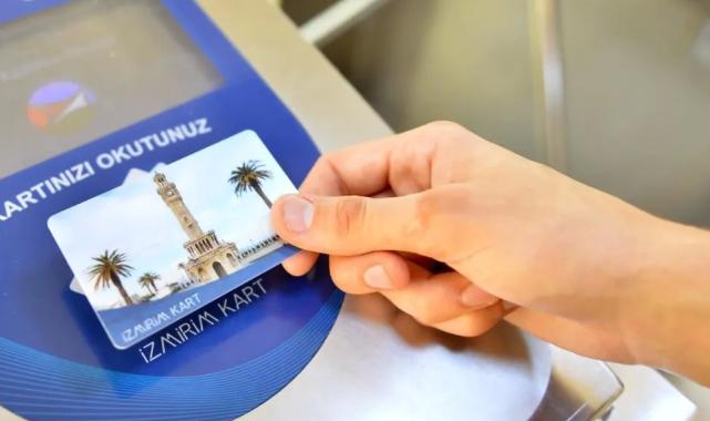 İzmir'de 15 Temmuz’da toplu ulaşım yüzde 50 indirimli