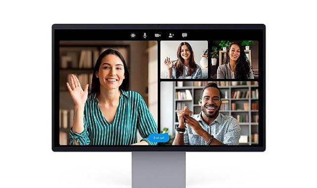 Samsung, AI Destekli QD-OLED Ekranlı Smart Monitör M9'u Piyasaya Sürdü