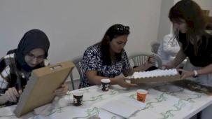 Bursa Karacabey'de 'ahşap boyama' ilgisi