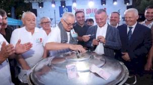 Kocaeli'de kazan açıldı, ilk helvalar dağıtıldı