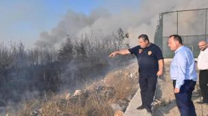 Manisa İtfaiyesi'nden Kayapınar yangınına müdahale