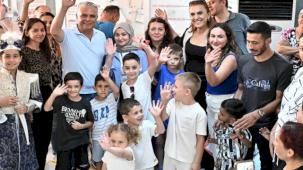 Muratpaşa’da Başkan Uysal’dan sünnet çocuklarına ziyaret