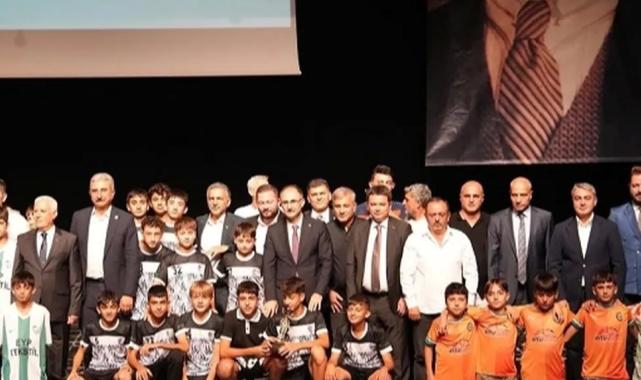 Bursa Gemlik Belediyespor'dan 3 kupa birden