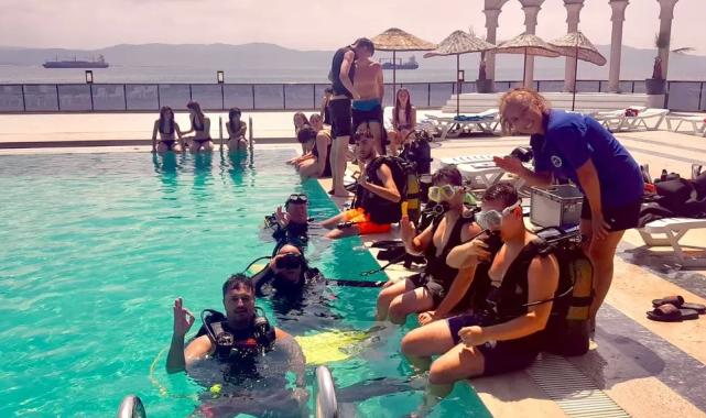 Bursa Gemlik'teki yaz kampı sportif etkinliklerle dolu