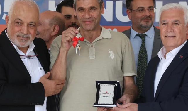 Bursa'daki büyük dönüşümde ilk anahtarlar teslim edildi