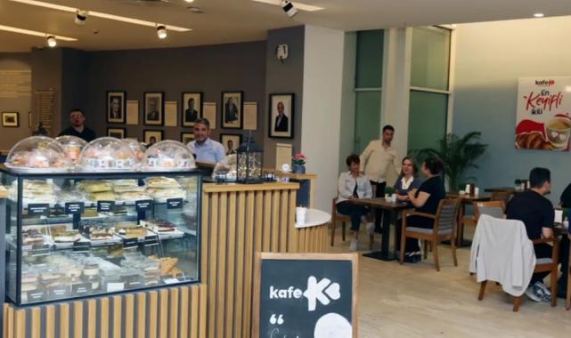 İstanbul Küçükçekmece'de 'Kafe K' hizmette