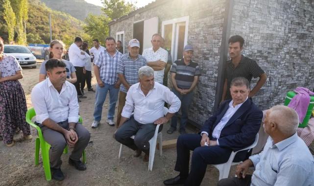 İzmir Büyükşehir’den evi yanan aileye yardım eli