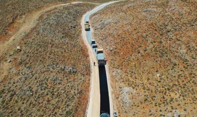Malatya Büyükşehir'in yol mesaisi tam gaz
