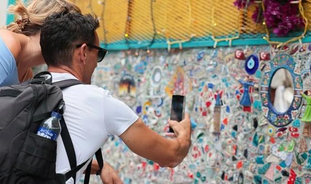 Sultanahmet'te sanata çıkan sokak